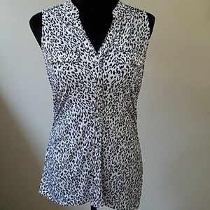White House Black Market top